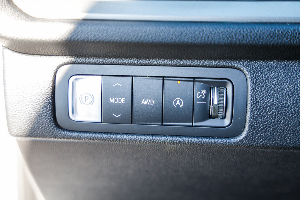 Used 2026 Chevrolet Traverse LT AWD/4WD image 49