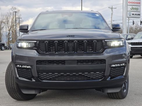 New 2025 Jeep Grand Cherokee L Limited w/ Trailer Tow Package image 14