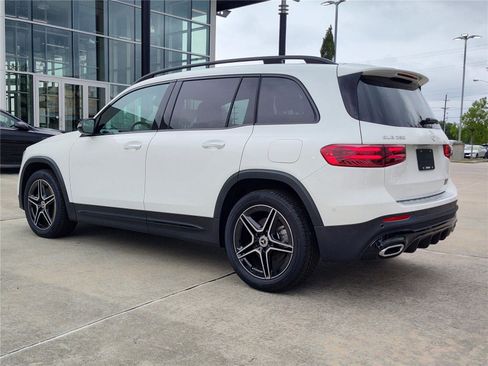 New 2024 Mercedes-Benz GLB 250 image 4