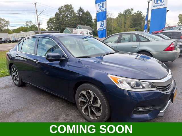 Used 2017 Honda Accord EX image 1