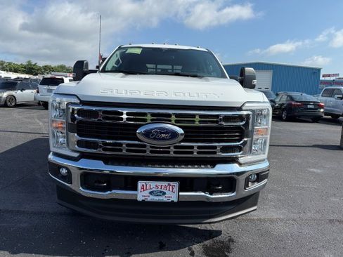 New 2025 Ford F350 XL w/ XL Chrome Package image 3