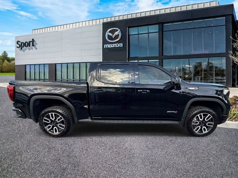 Used 2025 GMC Sierra 1500 AT4 w/ AT4 Premium Package image 2