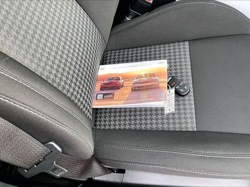 Used 2023 Dodge Charger R/T w/ Technology Group image 20