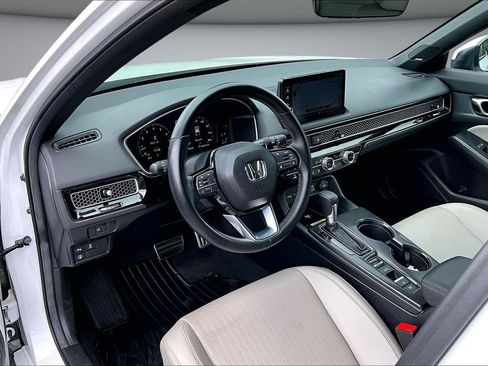 Used 2024 Honda Civic Sport Touring image 17