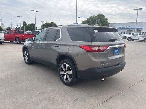 Used 2018 Chevrolet Traverse LT AWD/4WD image 5