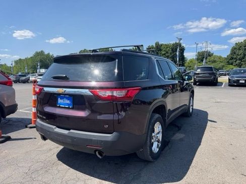 Used 2019 Chevrolet Traverse LT AWD/4WD image 2