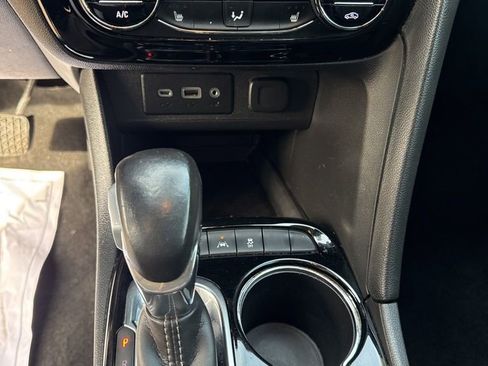 Used 2021 Buick Encore GX Select w/ Sport Touring Package image 16