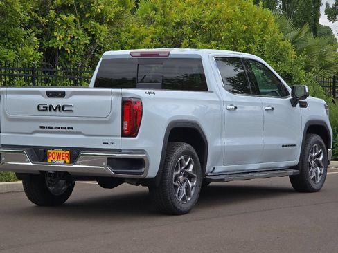 New 2026 GMC Sierra 1500 SLT w/ SLT Premium Package AWD/4WD image 4