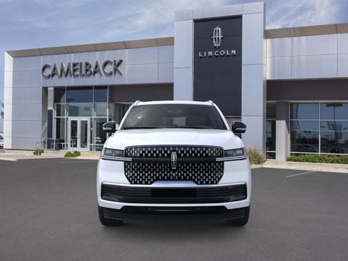New 2025 Lincoln Navigator Reserve image 6
