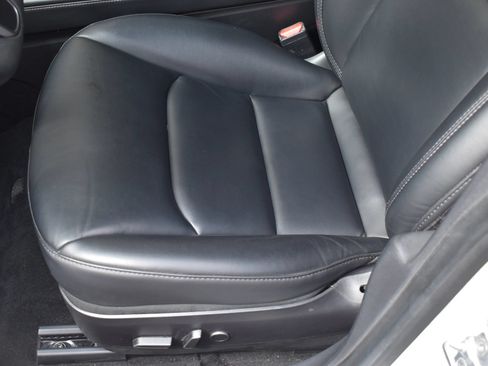 Used 2022 Tesla Model 3 Performance AWD/4WD image 11
