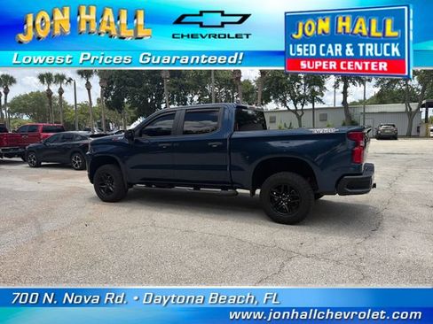 Used 2020 Chevrolet Silverado 1500 Custom Trail Boss w/ Custom Convenience Package AWD/4WD image 5