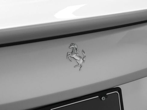 Certified 2025 Ferrari Roma Spider RWD image 37
