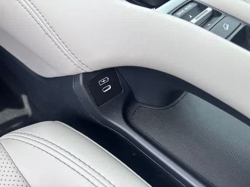 Used 2026 Honda HR-V EX-L image 18