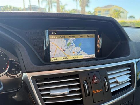 Used 2011 Mercedes-Benz E 350 E350 Sedan w/ Premium 1 Pkg image 24