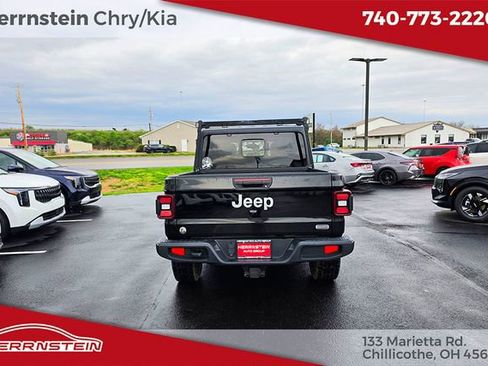 Used 2020 Jeep Gladiator Overland AWD/4WD image 30