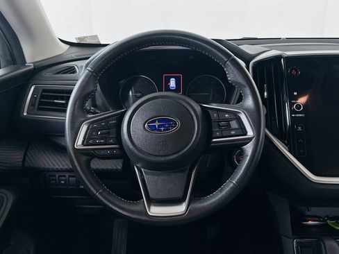 Used 2023 Subaru Ascent Premium w/ Convenience Package image 18