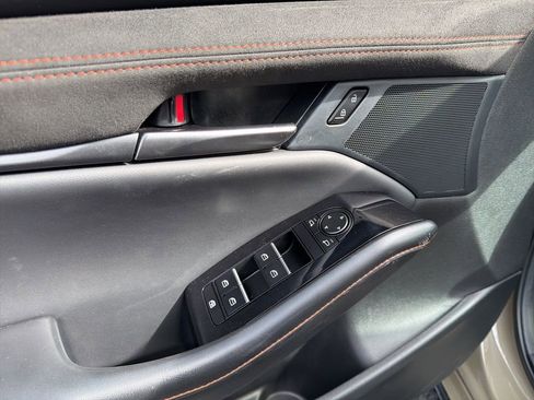 Used 2025 MAZDA MAZDA3 s image 27