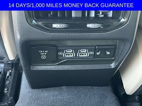 Used 2023 Jeep Grand Cherokee Limited RWD image 9