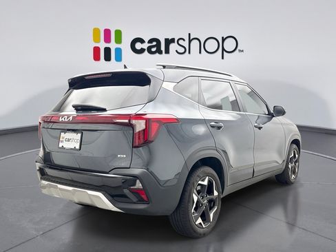 Used 2024 Kia Seltos EX AWD/4WD image 5