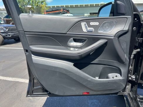 Used 2025 Mercedes-Benz GLE 350 4MATIC image 34