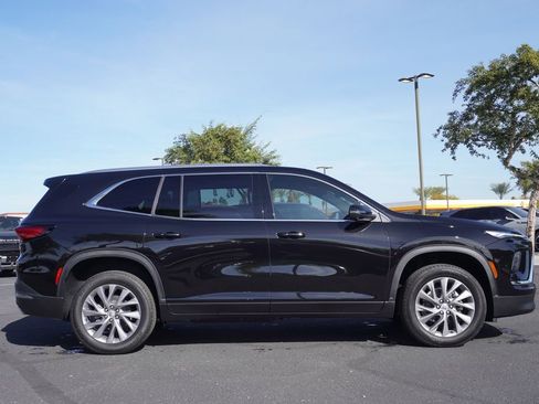 New 2026 Buick Enclave Preferred image 2