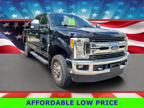 Used 2017 Ford F250 XLT w/ XLT Premium Package AWD/4WD image 1