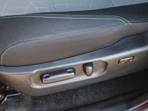 Used 2023 Toyota Tacoma TRD Off-Road image 22