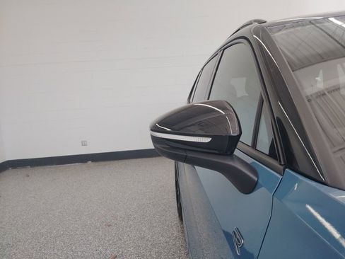 New 2026 Volkswagen Tiguan SE R-Line image 7