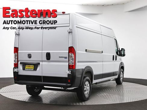 Used 2025 RAM ProMaster 3500 w/ Convenience Group FWD image 5