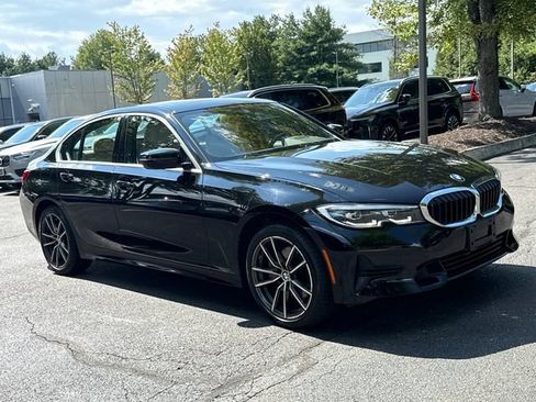 Used 2022 BMW 330i xDrive Sedan w/ Premium Package 2 AWD/4WD image 3