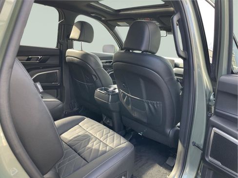 Used 2024 Kia Telluride EX X-Line AWD/4WD image 22