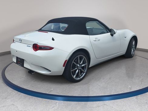 Used 2023 MAZDA MX-5 Miata Grand Touring RWD image 6