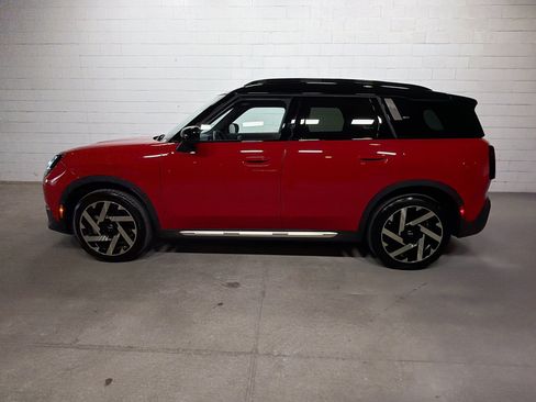 Used 2025 MINI Cooper Countryman S w/ Comfort Package Max AWD/4WD image 2