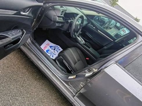 Used 2020 Honda Civic LX image 5