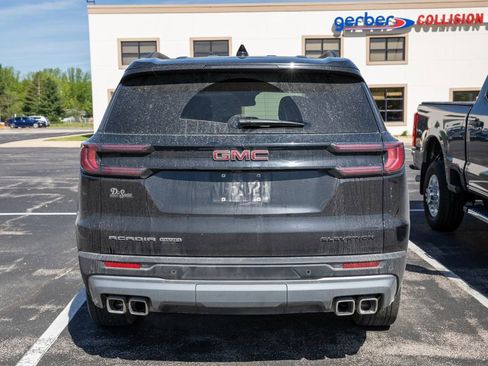 Used 2024 GMC Acadia Elevation w/ Luxury Package image 5