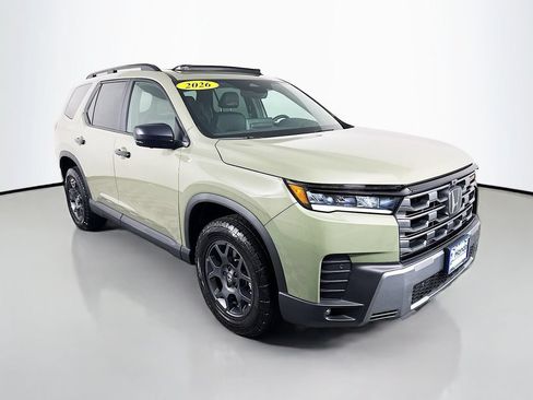 Certified 2026 Honda Pilot TrailSport image 1