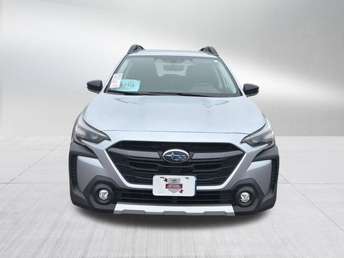 Certified 2024 Subaru Outback Limited XT AWD/4WD image 2