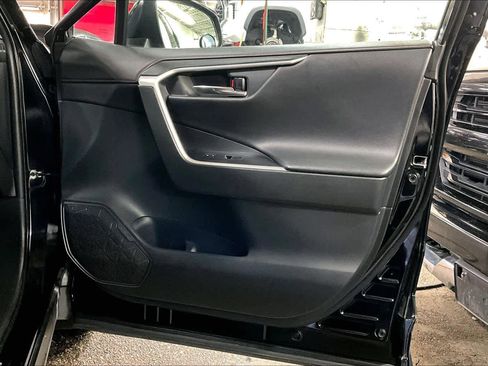 Used 2020 Toyota RAV4 TRD Off-Road image 21