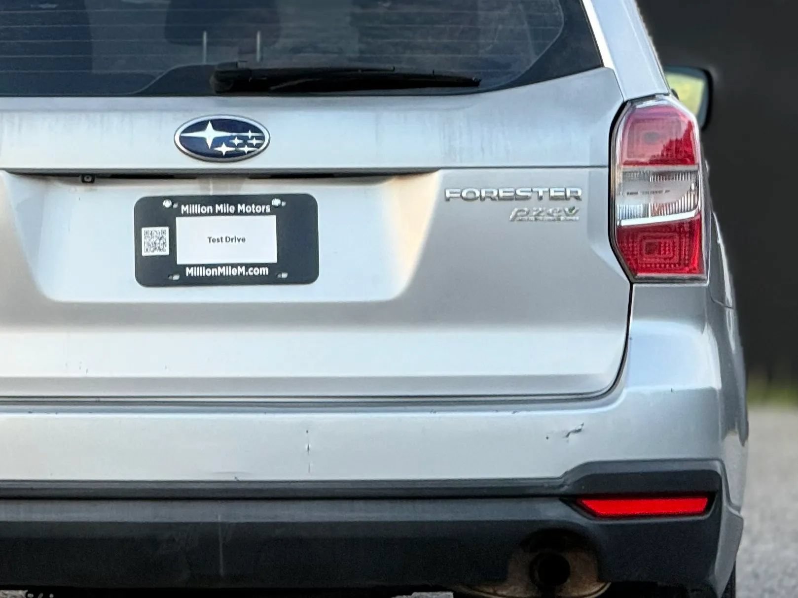 Used 2015 Subaru Forester 2.5i w/ Alloy Wheel Package AWD/4WD image 14