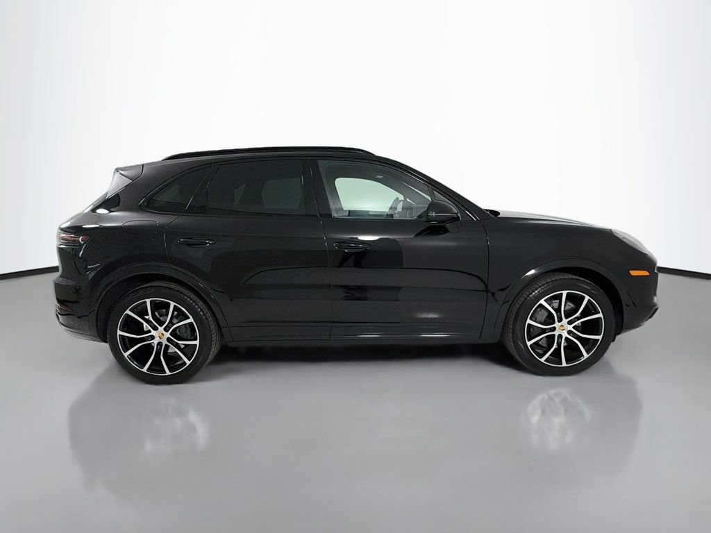 Certified 2023 Porsche Cayenne S AWD/4WD image 8