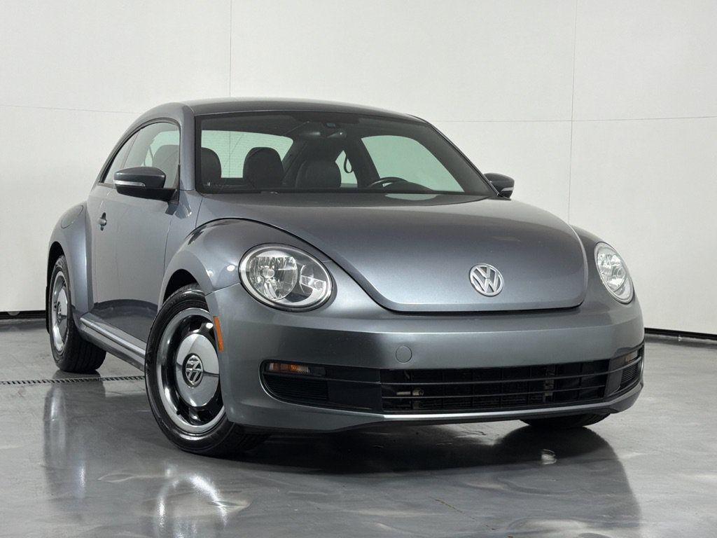 Used 2016 Volkswagen Beetle 1.8T SE FWD image 2