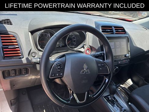 Used 2022 Mitsubishi Outlander Sport SE FWD image 14