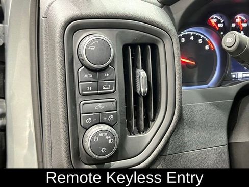 Used 2023 Chevrolet Silverado 1500 Custom AWD/4WD image 18