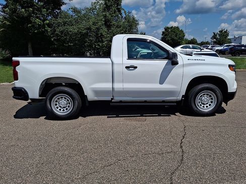Used 2026 Chevrolet Silverado 1500 W/T AWD/4WD image 10