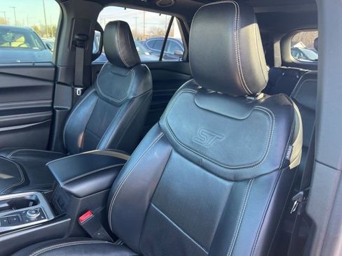 Used 2021 Ford Explorer ST w/ Equipment Group 401A image 7