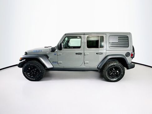 Used 2023 Jeep Wrangler Unlimited w/ 8.4" Radio Group image 4
