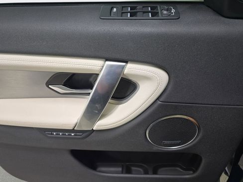 Used 2023 Land Rover Discovery Sport SE R-Dynamic image 23