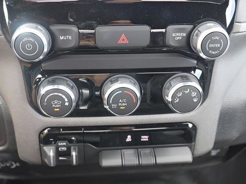 New 2026 RAM 2500 Tradesman AWD/4WD image 20
