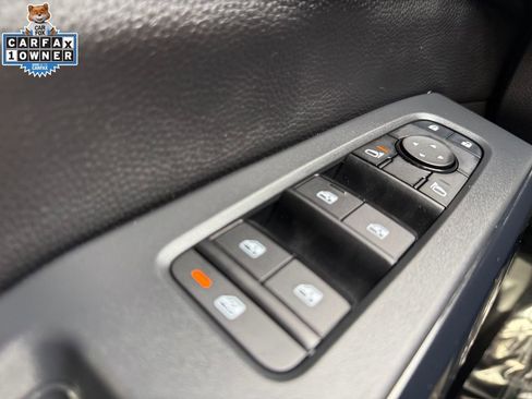 Certified 2025 Nissan Pathfinder SV AWD/4WD image 28