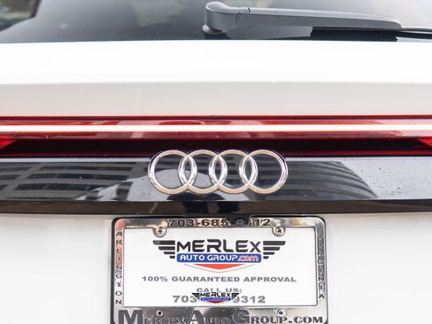 Used 2021 Audi Q8 Prestige w/ Prestige Package AWD/4WD image 49